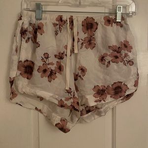 Brandy Melville flowy shorts